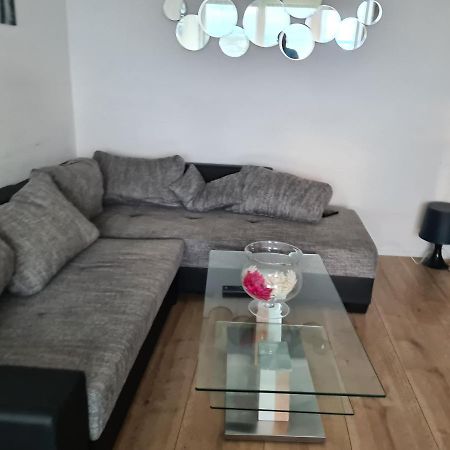 Sehr Schoene Drei Zimmer Deluex Wohnung In 辛德尔芬根 外观 照片