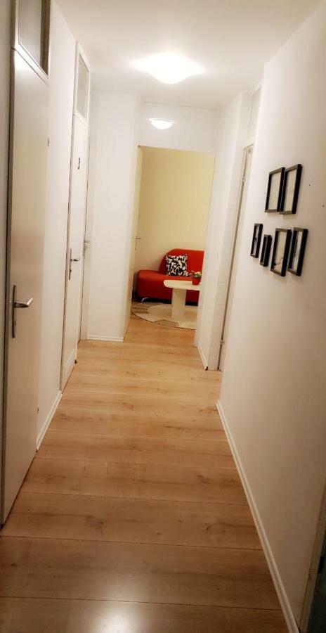 Sehr Schoene Drei Zimmer Deluex Wohnung In 辛德尔芬根 外观 照片